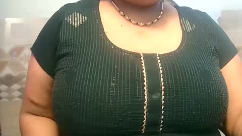 soni88888 online show from January 28, 5:22 am