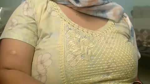 soni88888 online show from March 9, 7:56 am