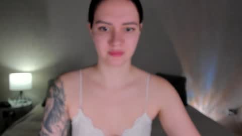 sonia_moon_ online show from February 1, 1:44 am