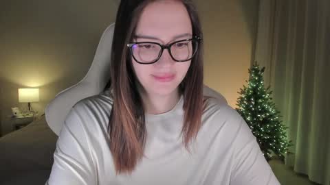 sonia_moon_ online show from December 28, 1:18 am