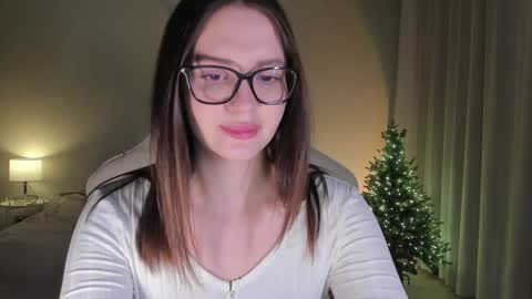 sonia_moon_ online show from December 21, 2:41 am