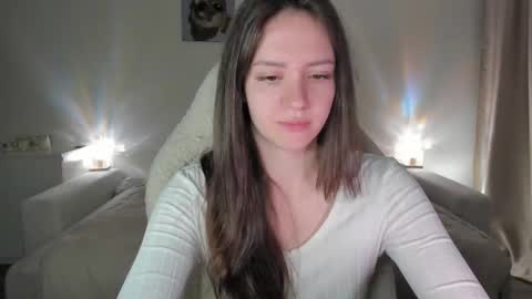 sonia_moon_ online show from October 5, 3:11 am