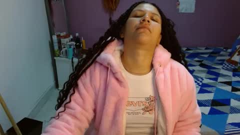 sonialatin69 online show from December 28, 12:13 pm