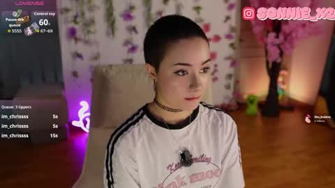Sonnie online show from May 5, 1:58 pm