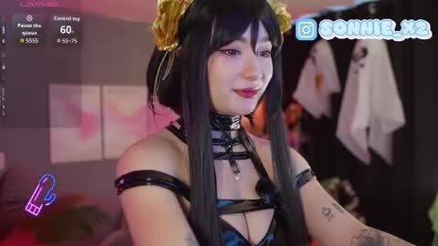 Sonnie online show from October 17, 1:47 pm