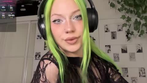 Your ghost wife online show from May 29, 4:16 pm