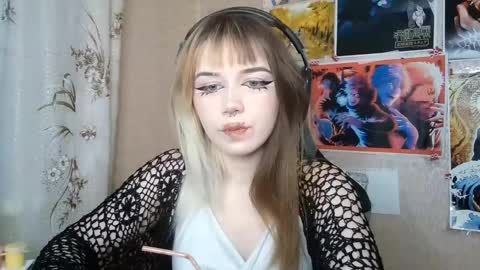 Mila online show from May 25, 4:17 pm