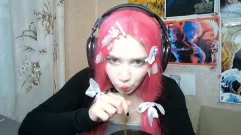 Mila online show from May 20, 3:20 pm
