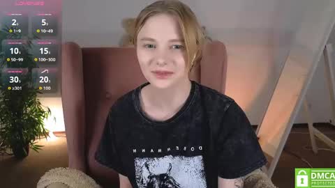 Litta online show from May 25, 1:04 am