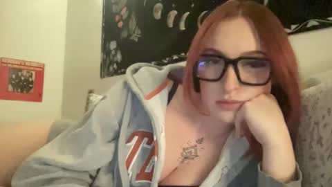Sophie online show from January 6, 4:05 am