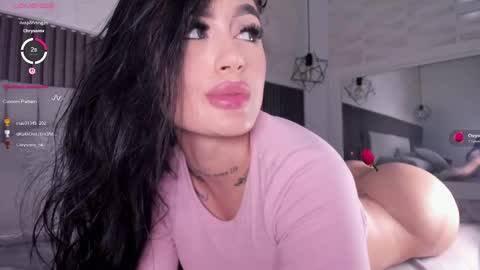 Sophi online show from April 8, 2:19 pm