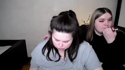 sophia__olsen online show from May 6, 11:03 am