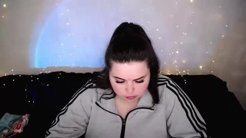 sophia__olsen online show from March 6, 8:09 am