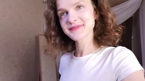 Sophia online show from April 4, 1:37 am