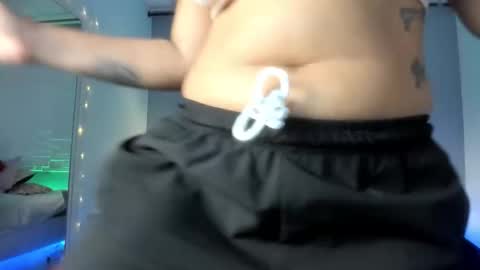  S O P H I A  online show from December 17, 11:36 am