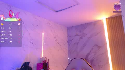 Sophia online show from December 19, 2:09 pm