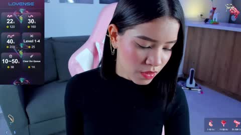 Sophia Wilians  online show from January 3, 12:30 pm