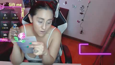 sophiaa_vega_ online show from October 8, 10:36 pm