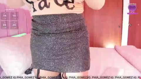    online show from October 11, 12:19 pm