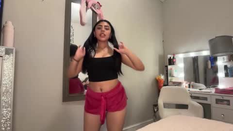 Sophia online show from March 6, 8:04 pm