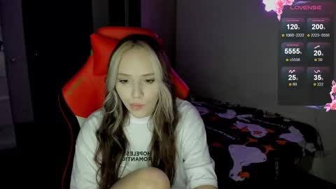 sophie__lambert online show from October 4, 4:44 pm