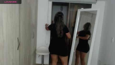 Snapshot of sophie_lopez1 chatting on February 8, 2:47 am Sofa online show from February 8, 2:47 am