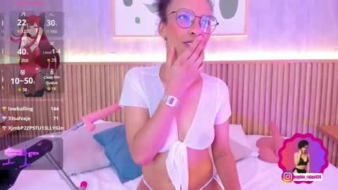 sophie_rojas online show from September 26, 4:43 am