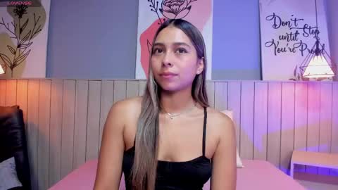 Sophie online show from May 27, 1:08 pm