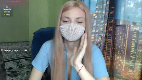 Sophie online show from May 23, 8:01 am
