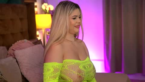Sophie online show from May 15, 6:38 am