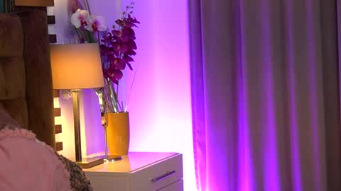 Sophie online show from May 16, 7:00 am