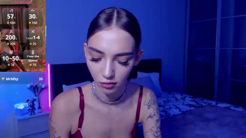 Sophie online show from October 24, 10:00 am