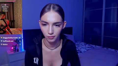 Sophie online show from October 4, 3:05 pm