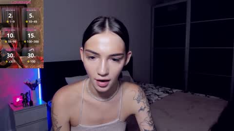 Sophie online show from September 8, 7:46 pm