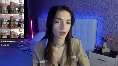 Sophie online show from February 23, 7:17 am