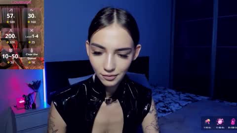 Sophie online show from September 18, 11:14 pm