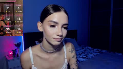 Sophie online show from September 17, 1:25 am