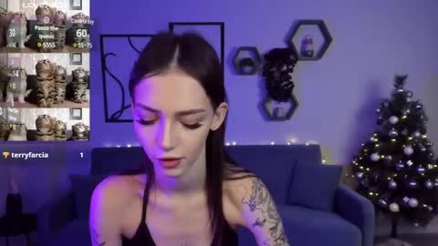 Sophie online show from December 24, 7:22 pm