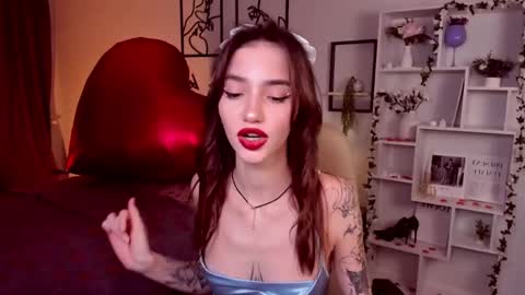 Sophie online show from February 14, 6:19 pm