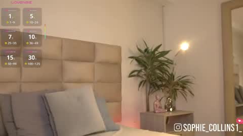Sophie online show from May 25, 11:53 am