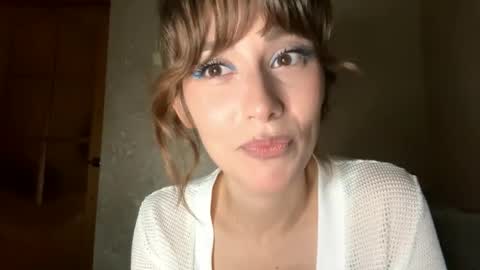 Mira online show from October 17, 8:34 pm