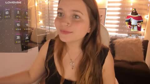 Sophie  online show from March 10, 3:05 pm