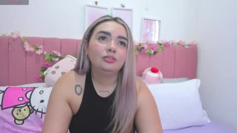 sophiee rosee online show from May 19, 10:17 pm