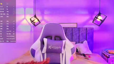 Snapshot of sophiee_velvet chatting on September 9, 12:38 pm online show from September 9, 12:38 pm