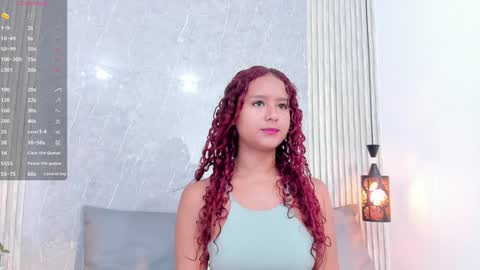 Snapshot of sophiee_velvet chatting on January 17, 11:27 am online show from January 17, 11:27 am