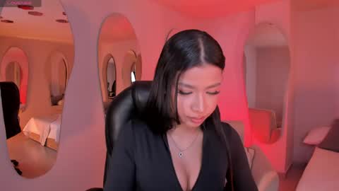 Sophie Houston online show from May 9, 3:41 am