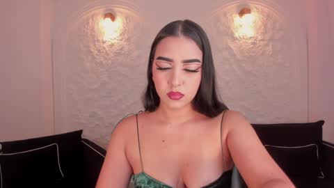 Sophie online show from April 1, 4:13 am