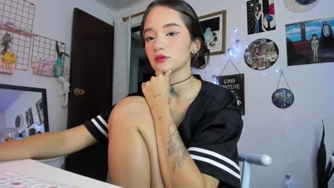 Sophie online show from January 3, 5:06 am