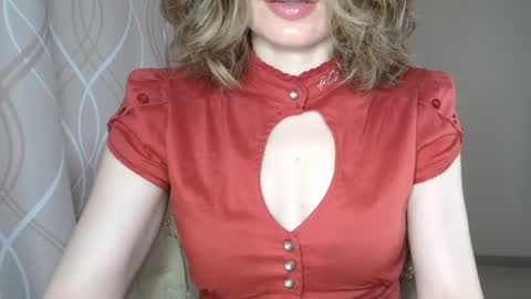 Sophiemisss online show from May 13, 7:25 am