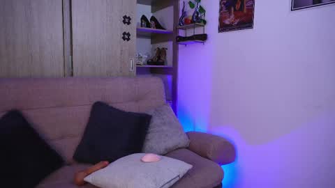 Sophiie online show from May 8, 8:54 pm
